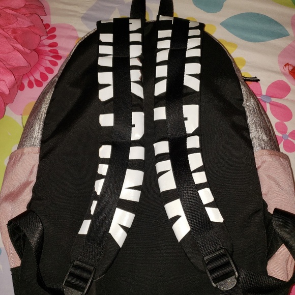 BRAND: PINK BAG - Picture 2 of 5